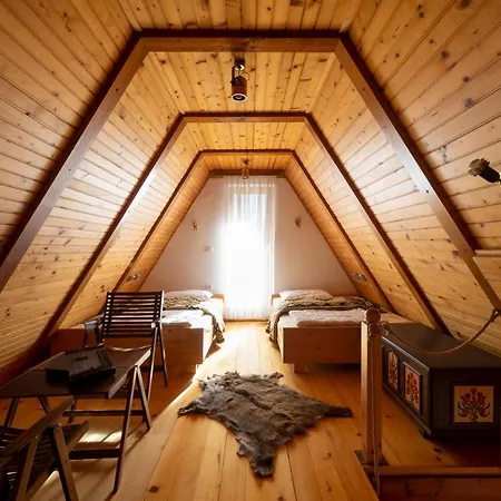 Apartma Nevi Motnik